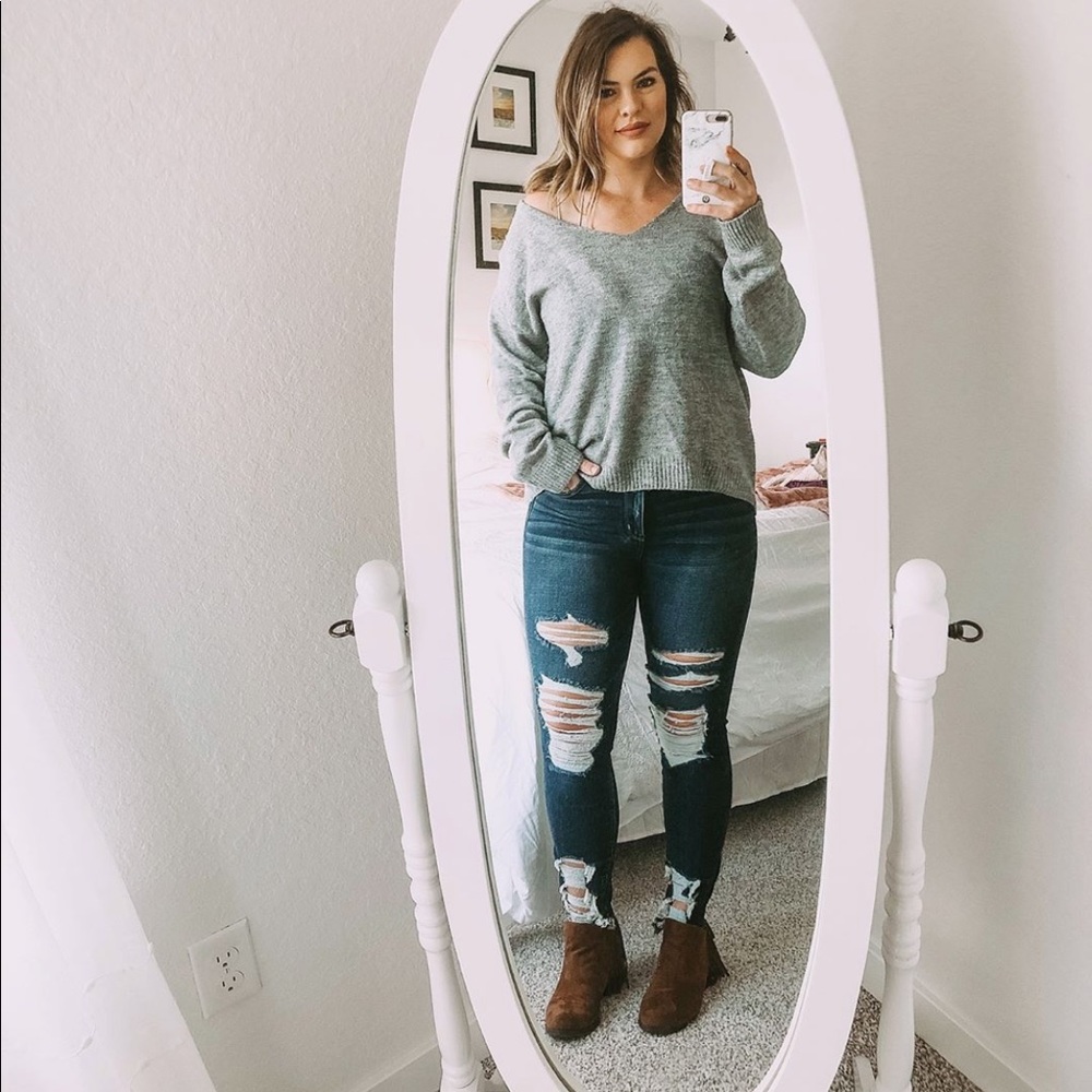 American Eagle high rise distressed jeggings